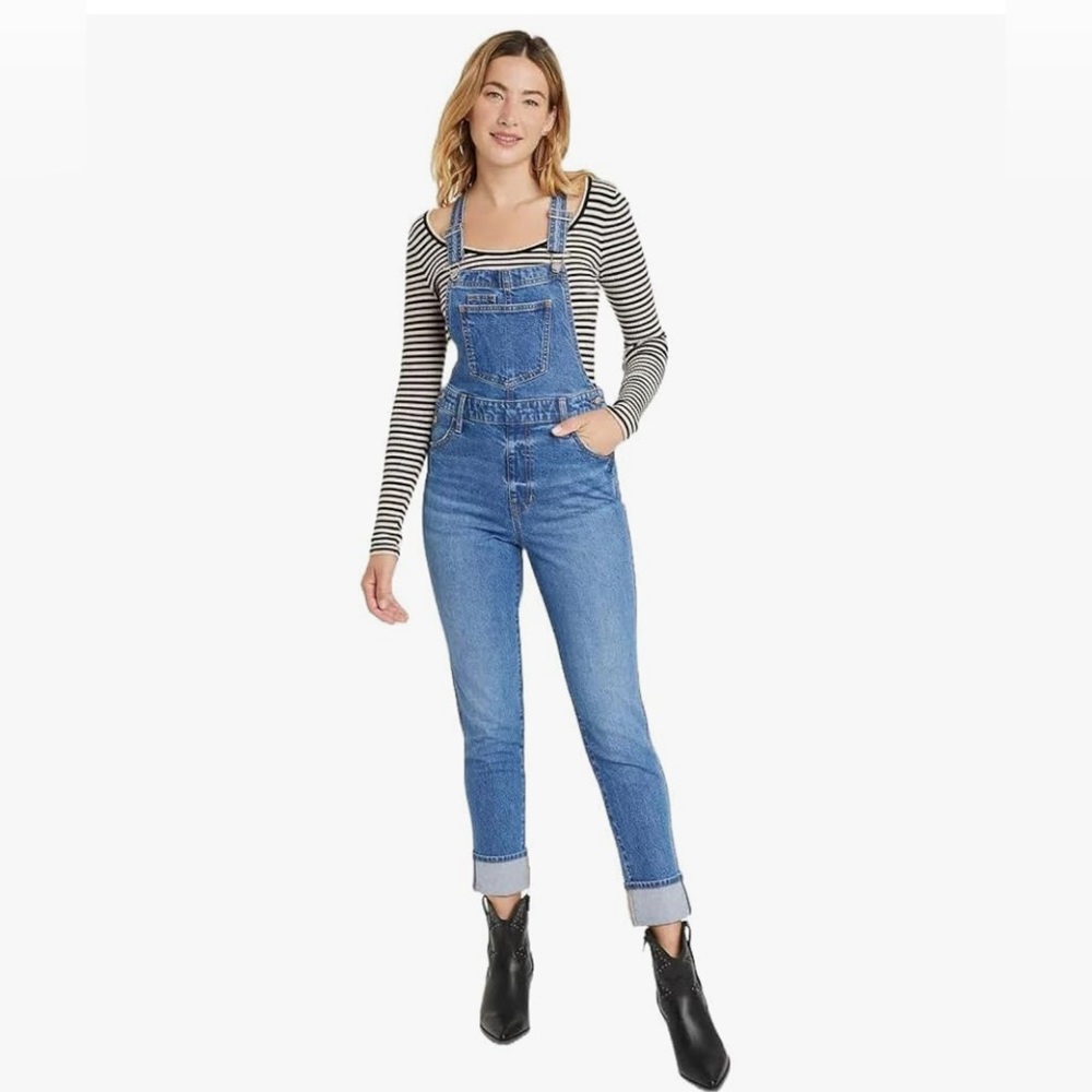 NWT Universal Thread Women's Jean Overalls Size 4